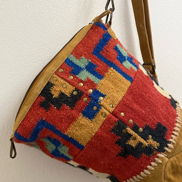 NWT Free People Heat Wave Sling Bag Warm Meadow - Picture 2 of 16